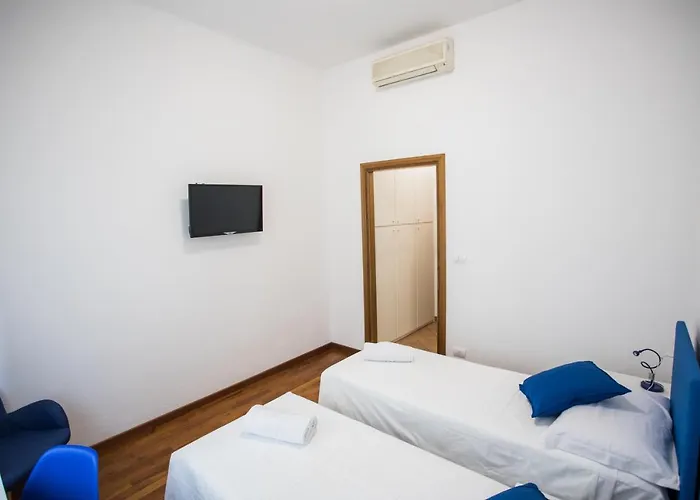 Affittacamere Le Camere Di Porta San Felice - Self Check In
